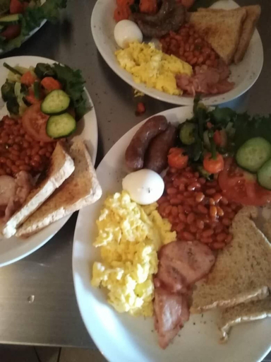 Food & Drinks 5, Rest Camp Lodge, Manzini North