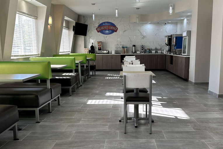 Food & Drinks 5, Baymont by Wyndham Noblesville, Hamilton
