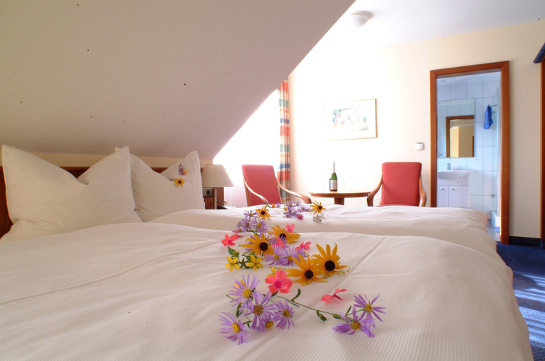 Bedroom 4, Weingut & Gästehaus Felshof, Würzburg
