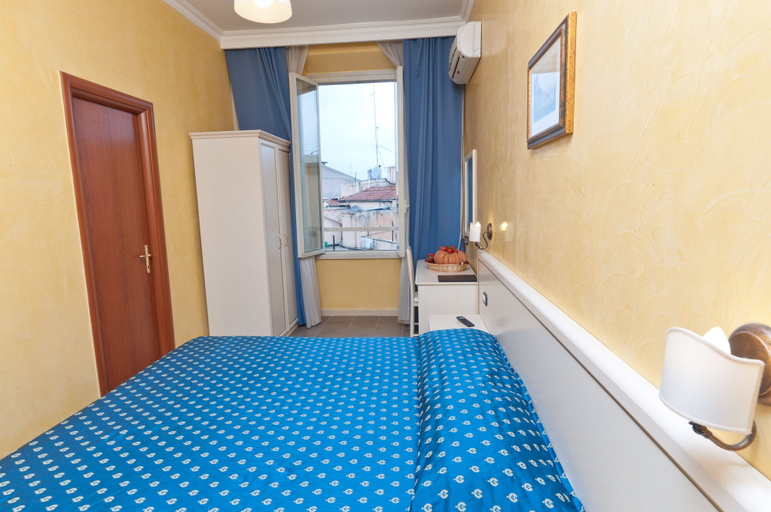 Bedroom 3, Cesar Palace - B&B, Roma