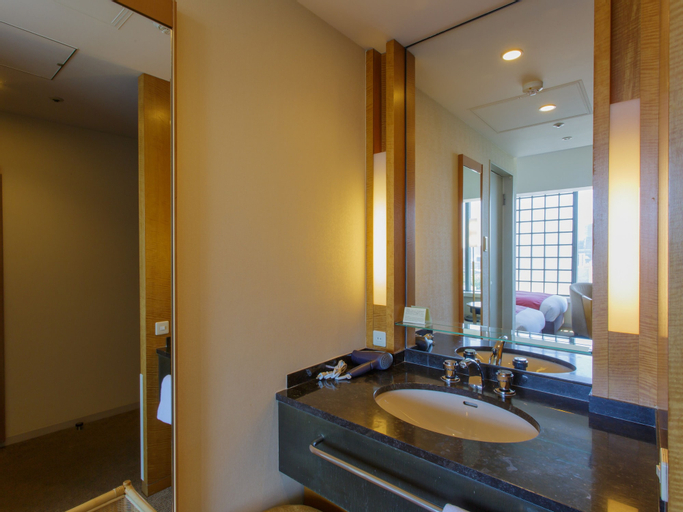 Bedroom 4, Hotel Grand Arc Hanzomon, Chiyoda