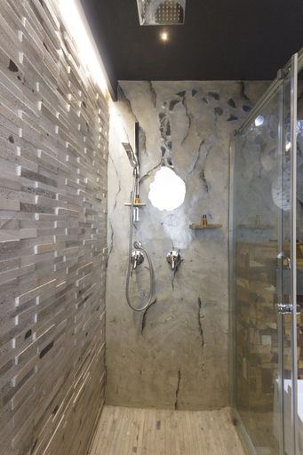 Bathroom 3, Ocean Suites