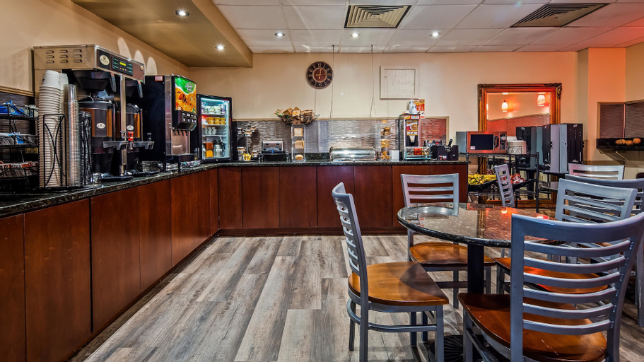Food & Drinks 5, Best Western Plus Coastline Inn, New Hanover