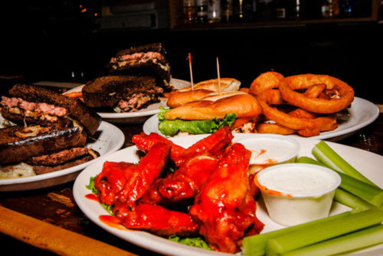 Food & Drinks 5, White Horse Hotel, Kootenai