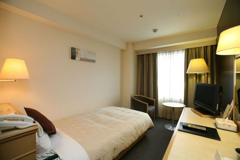 Bedroom 3, Cypress Garden Hotel, Nagoya