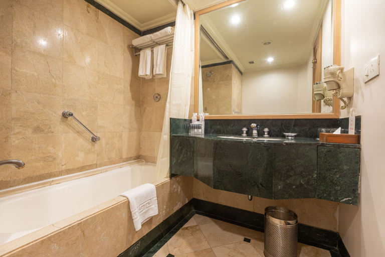 Bathroom 5, The Orchid Hotel Mumbai Vile Parle, Mumbai Suburban
