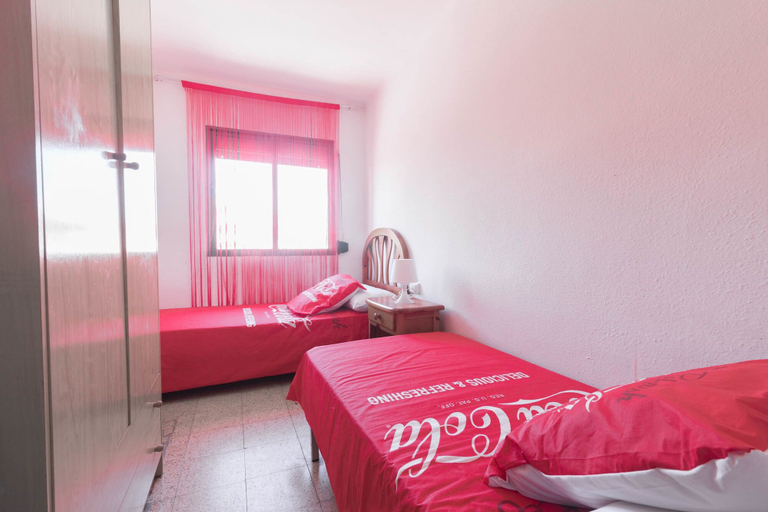 Bedroom 3, Apartamento Capellans Ref. 1077 by Iberplaya, Tarragona