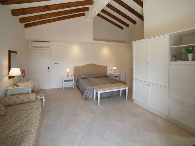 Bedroom 3, Marina Di Savoca, Messina