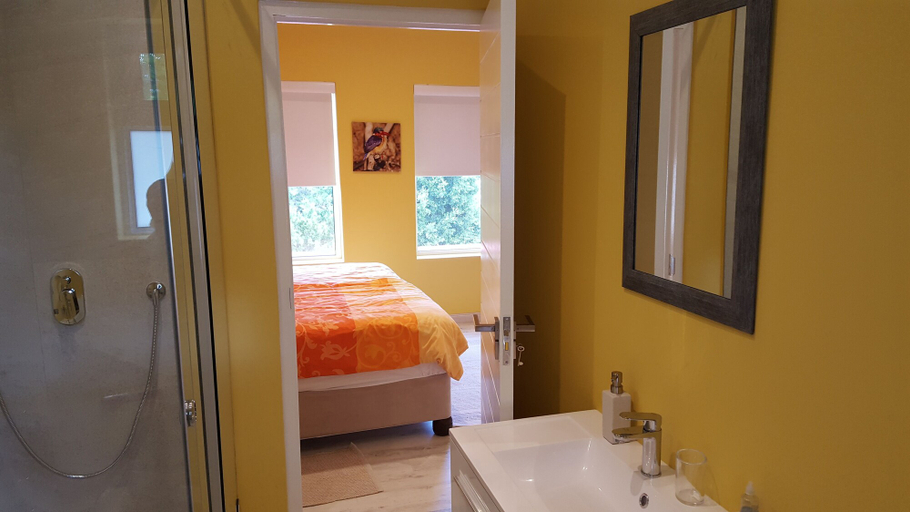 Bedroom 2, Superior 4-star-apartment Graded by Aa and Tgcsa Close to Constantia Wineroute, City of Cape Town
