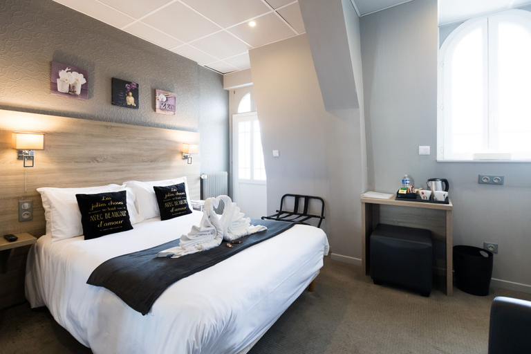 Bedroom 3, Hotel de la terrasse, Pas-de-Calais