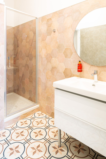 Bathroom 4, Hôtel & Suites Maison Montgrand - Vieux Port, Bouches-du-Rhône