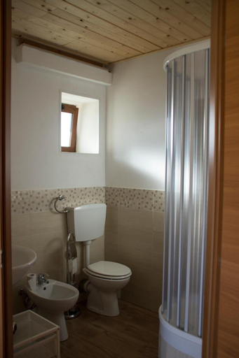 Bathroom 3, Agriturismo Fontana la Pietra, Matera