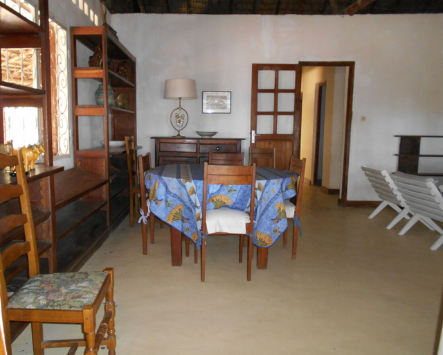 Others 4, Villa Miadana, Boeny