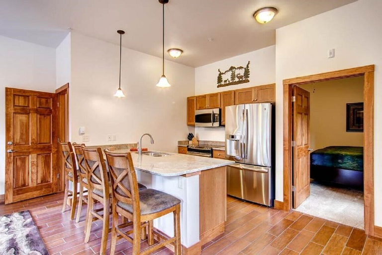 Black Canyon Inn Unit H1 Deluxe, Larimer