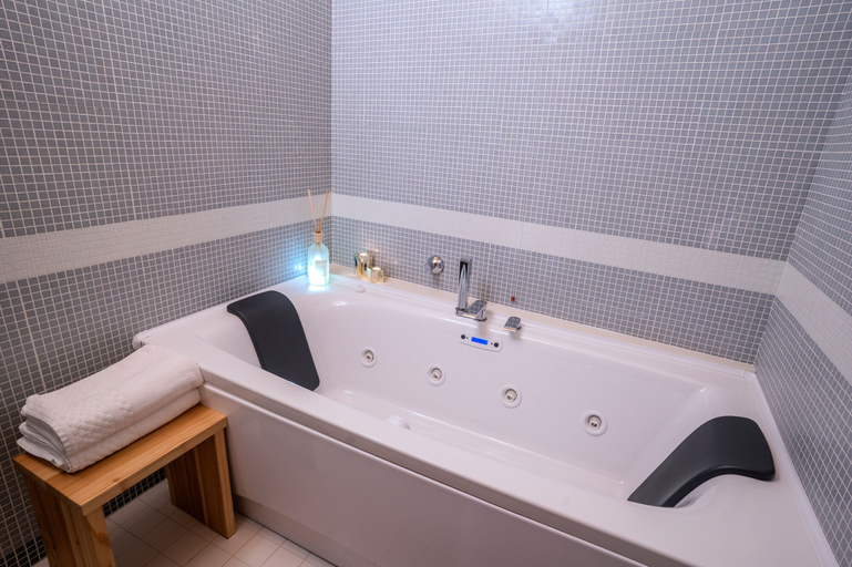 Bathroom 4, Albergo Palazzo Lodron Bertelli, Trento