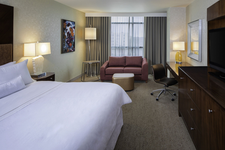 Bedroom 4, The Westin Mount Laurel, Burlington