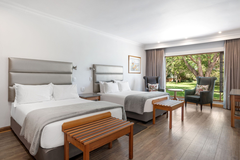 Bedroom 4, Protea Hotel by Marriott Polokwane Ranch Resort, Capricorn