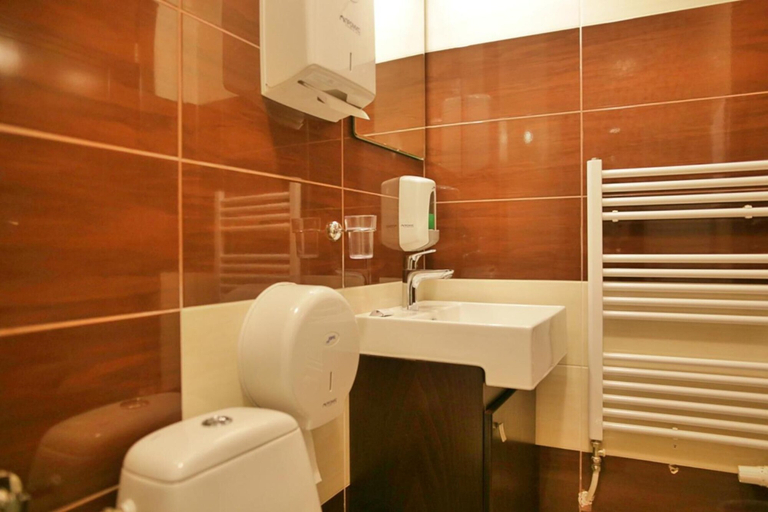 Bathroom 3, Hotel Bulevar