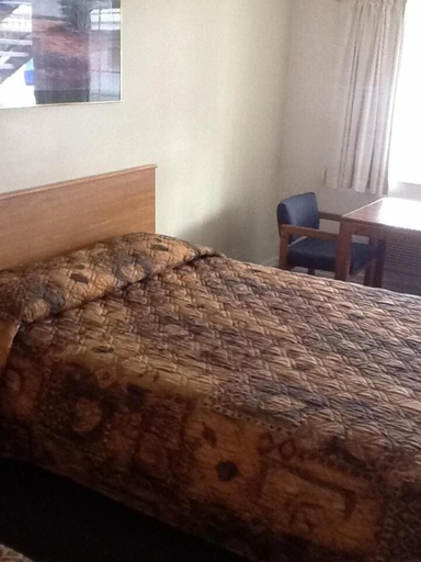 Bedroom 3, Dude & Roundup, Gallatin