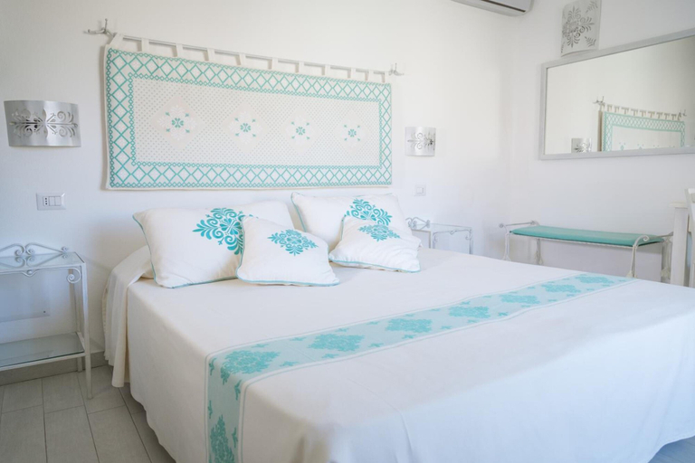 Bedroom 4, Regina Simius Hotel, Cagliari