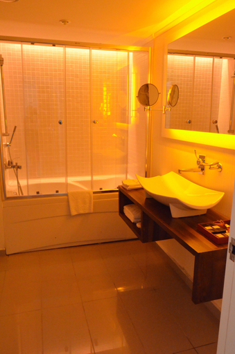 Bathroom 5, City Hotel Ankara, Çankaya