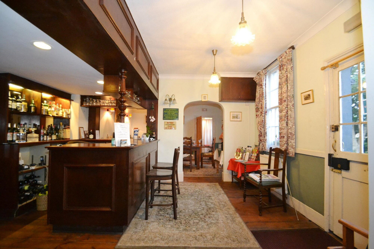 Food & Drinks, The Old Alma, Kent