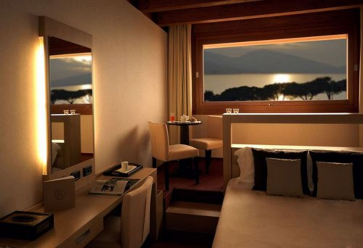 Bedroom 3, Cocca Hotel Royal Thai SPA, Bergamo