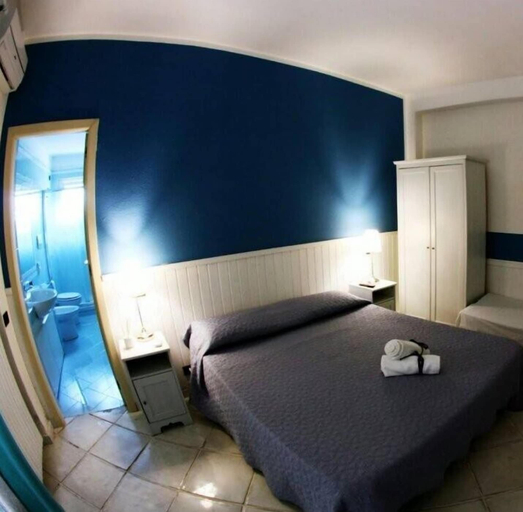 Bedroom 4, B&B Villa Cinque Pini, Napoli