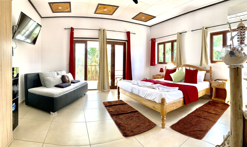 Bedroom 3, Hyde-Tide Apartments