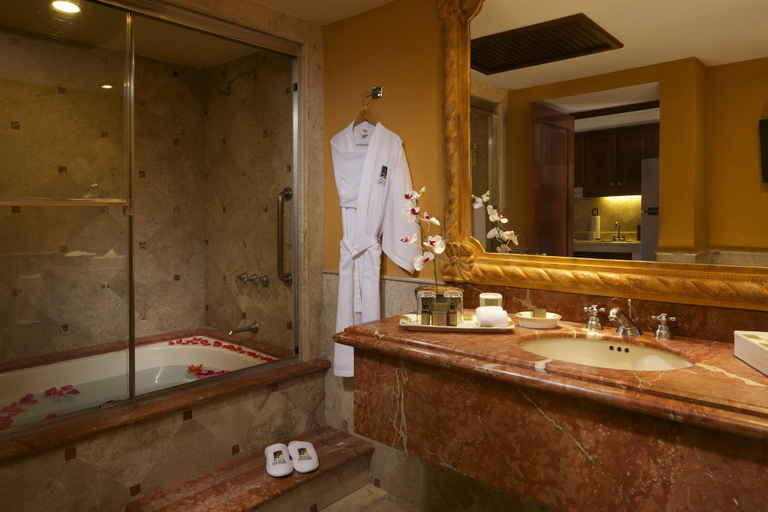 Bathroom 5, Playa Grande Resort & Grand Spa, La Paz