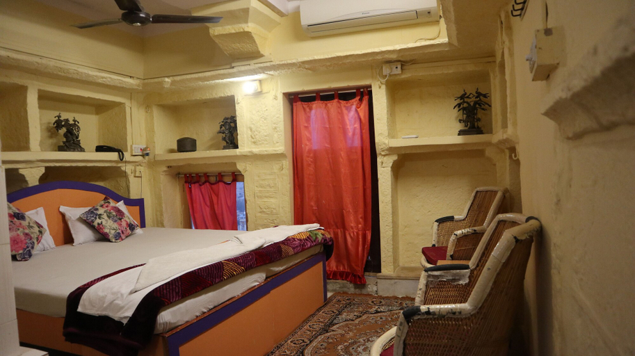 Bedroom 3, Hotel Paradise, Jaisalmer