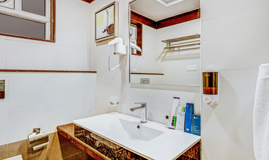 Bathroom 4, Treebo Galaxy Suites Mathikere, Bangalore
