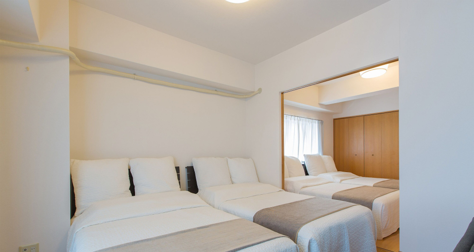 Bedroom 2, Grandouce Matsuyamachi, Osaka