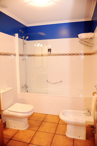 Bathroom 5, Don Camino Low Cost, Palencia