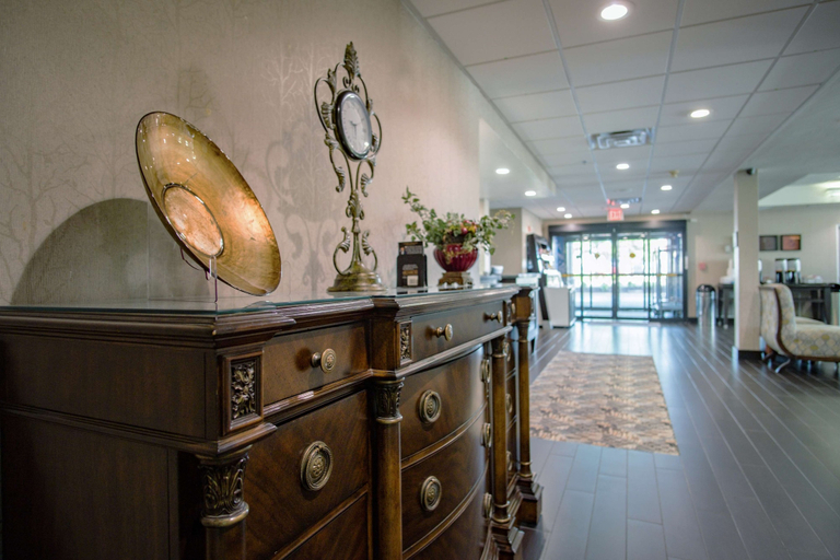 Others 5, Hampton Inn Oklahoma City/Yukon, Canadian