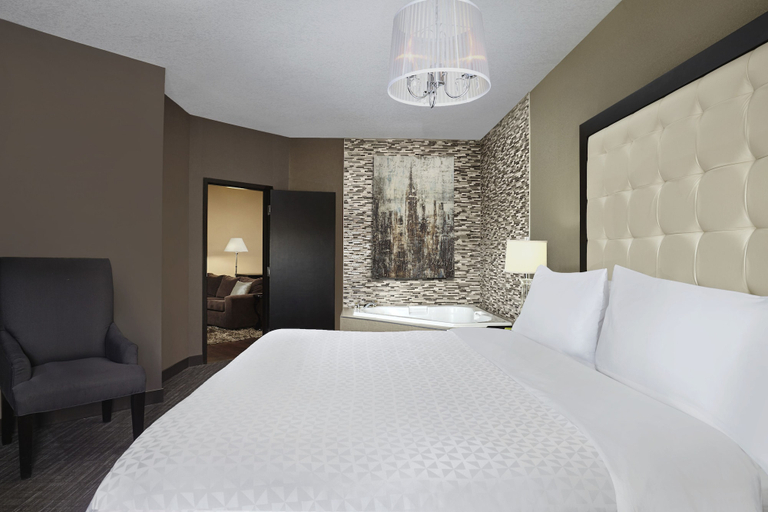 Bedroom 3, Four Points by Sheraton Hotel & Suites Calgary West, Division No. 6