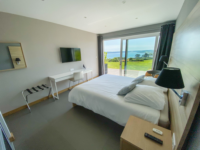 Bedroom 3, Chambres d'hôtes Vue Mer, Finistère