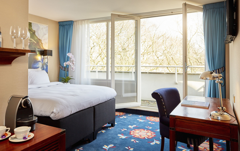 Bedroom 2, Carlton Ambassador Hotel, The Hague
