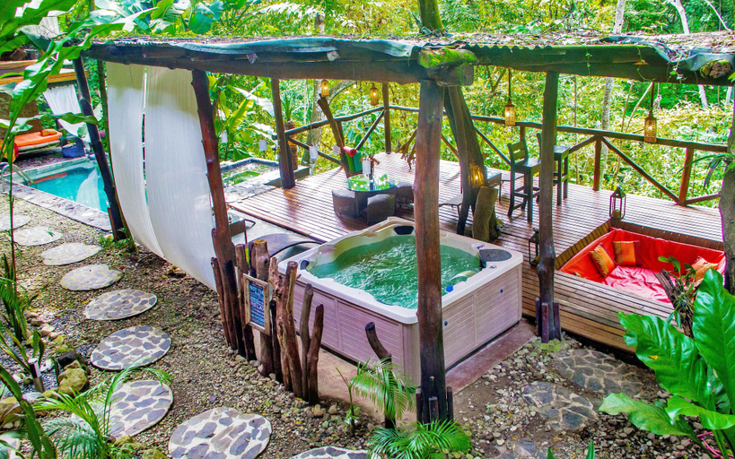 Others 5, Canaima Chill House, Puntarenas