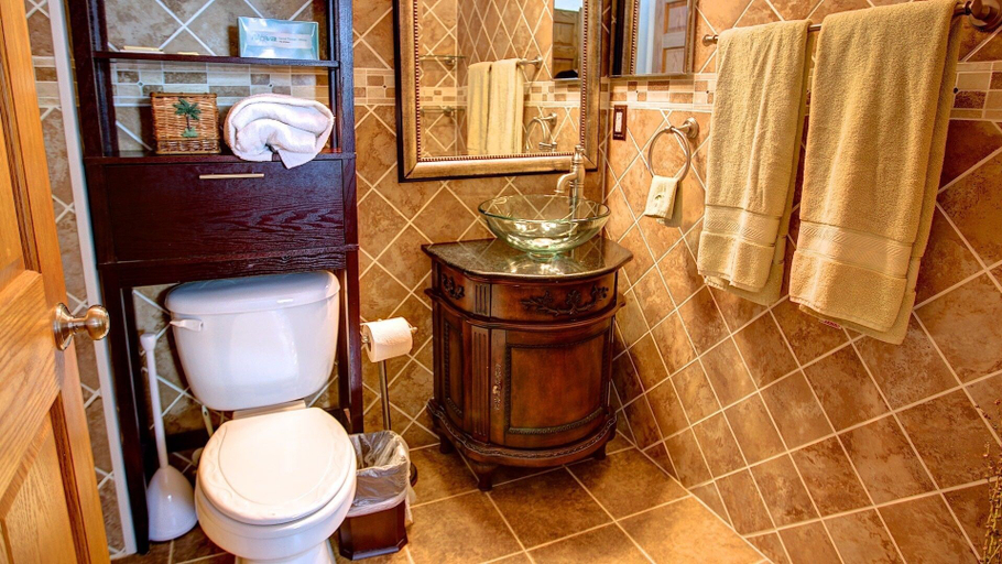 Bathroom, Newport Condo at Legacy Dunes Resort, Osceola