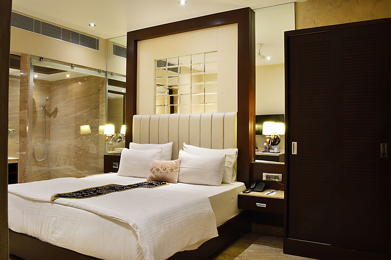Bedroom 2, Hotel Emperor Palms at Karol Bagh, West