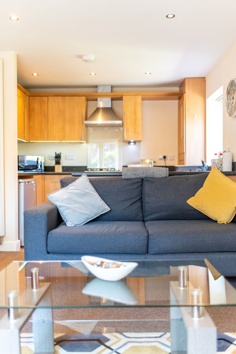 Others 4, Apartment 11, Nottinghamshire