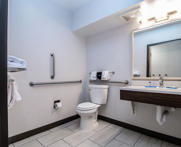 Bathroom 5, Holiday Inn Express Kalispell by IHG, Flathead