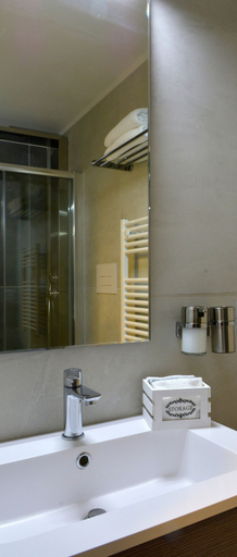 Bathroom 5, Casa Di Mamma, Bari