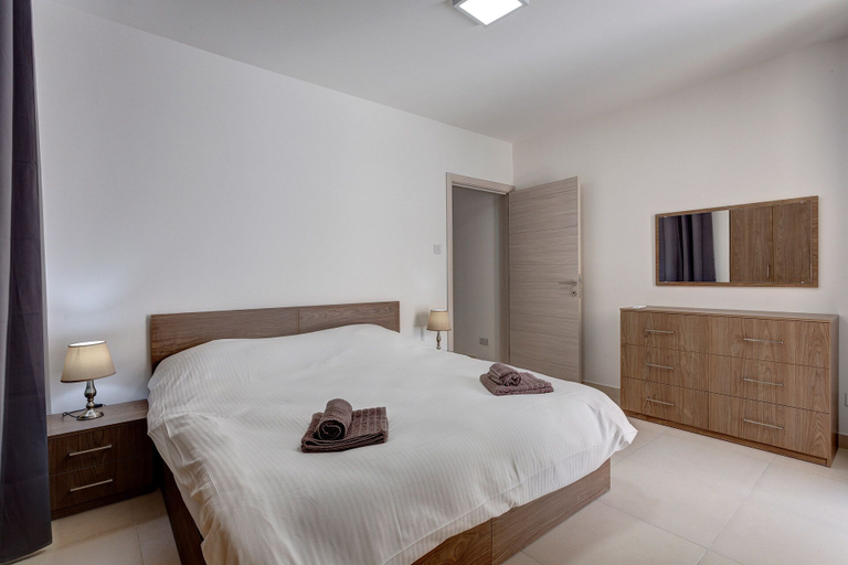 Bedroom 3, Idyllic 1 Bedroom Apartment in Malta