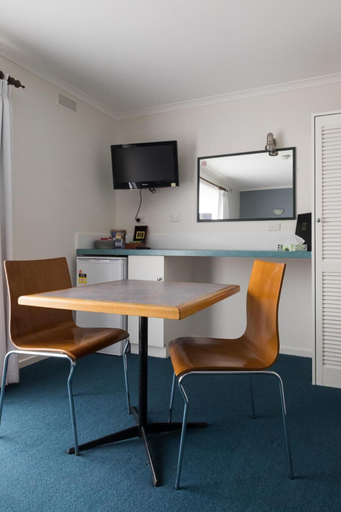 Others 5, Central Motel Port Fairy, Moyne - South