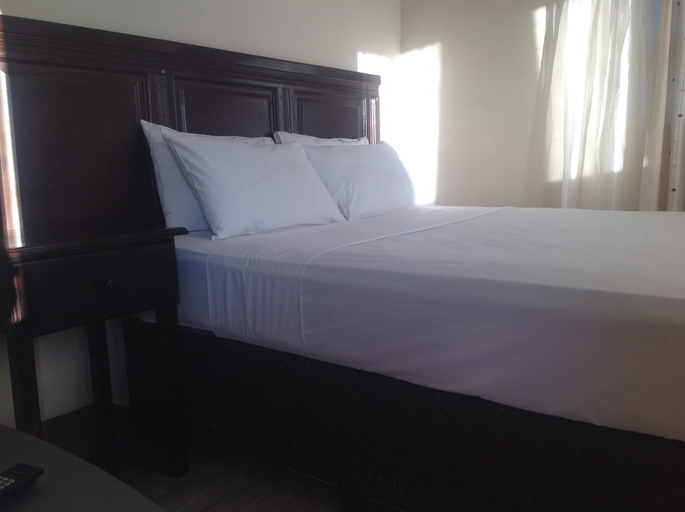 Bedroom 2, Trench Town Lodge, Livingstone