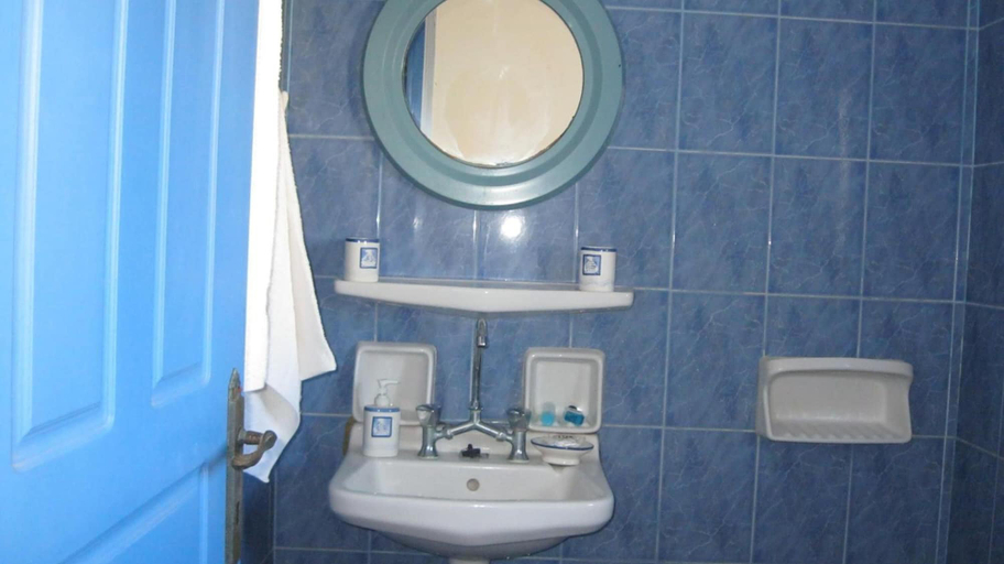 Bathroom 5, Aronis Plaka Naxos, South Aegean