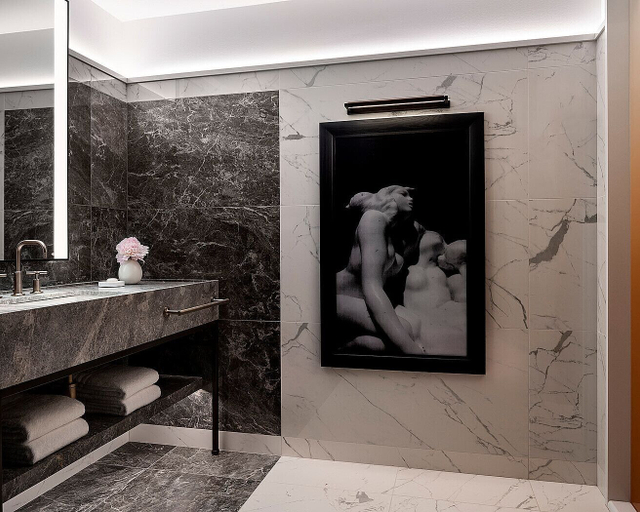 Bathroom 5, Four Seasons Hotel Montreal, Montréal