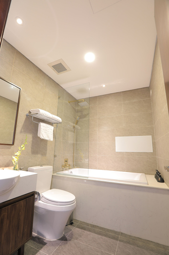 Bathroom 5, Mandala Hotel and Spa, Bắc Ninh